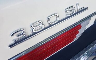 Mercedes-benz-380sl-1982