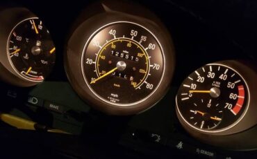 Mercedes-benz-380sl-1982-4