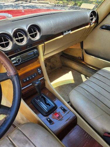 Mercedes-benz-380sl-1982-5