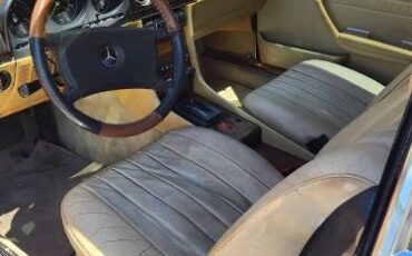 Mercedes-benz-380sl-1982-8