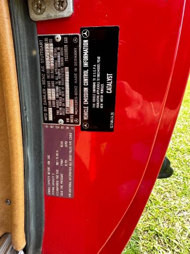 Mercedes-benz-380sl-1982-Red-10