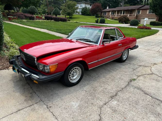 Mercedes-benz-380sl-1982-Red-12