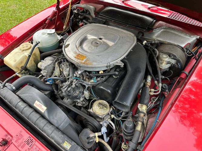 Mercedes-benz-380sl-1982-Red-15