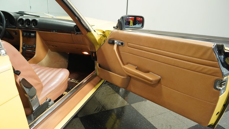 Mercedes-benz-380sl-1982-Sunlight-Yellow-Sand-Beige-43