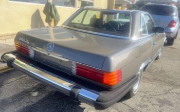Mercedes-benz-380sl-1983-Gray-4