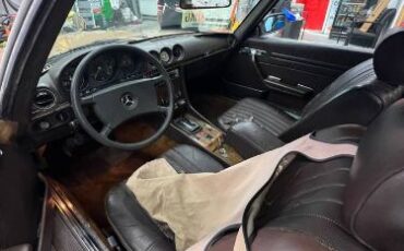 Mercedes-benz-380sl-1984-3