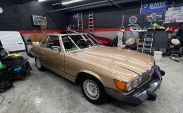 Mercedes-benz-380sl-1984-6