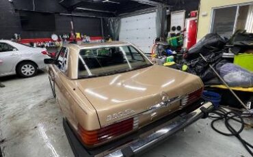 Mercedes-benz-380sl-1984-7