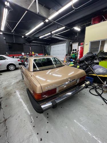 Mercedes-benz-380sl-1984-7