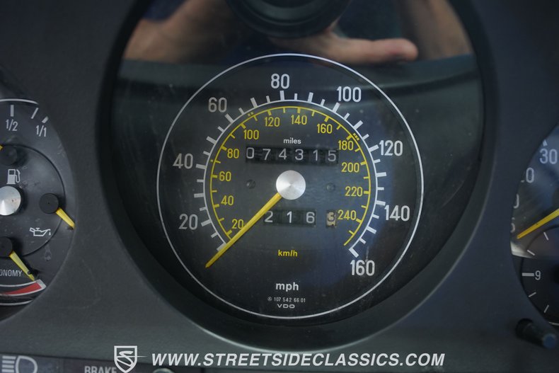 Mercedes-benz-380sl-1984-Astral-Silver-Gray-10