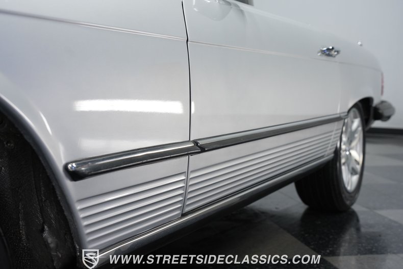 Mercedes-benz-380sl-1984-Astral-Silver-Gray-23