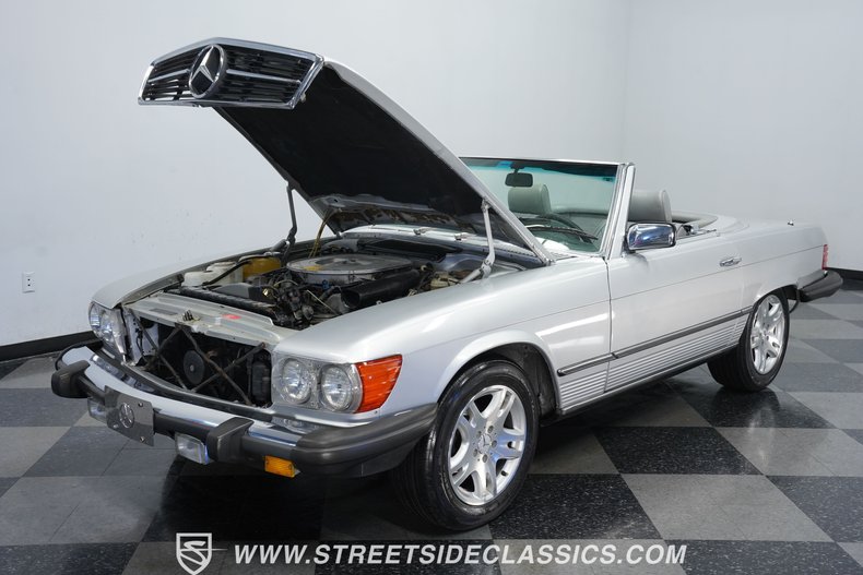Mercedes-benz-380sl-1984-Astral-Silver-Gray-29