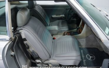 Mercedes-benz-380sl-1984-Astral-Silver-Gray-37