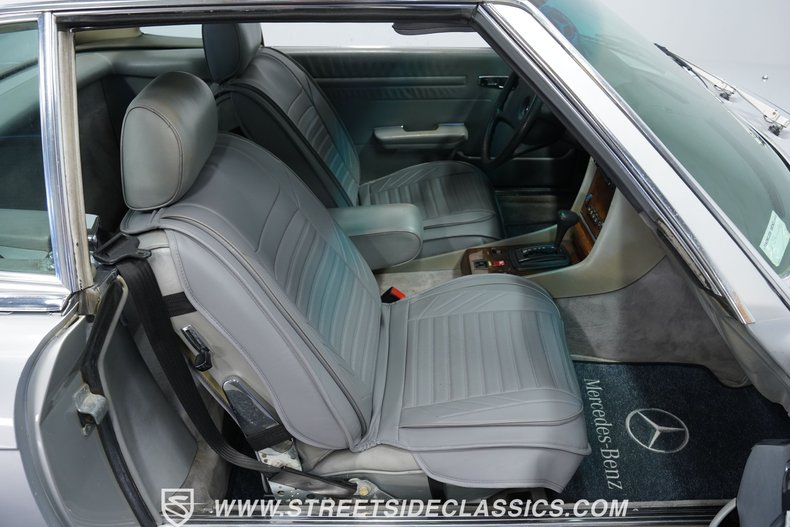 Mercedes-benz-380sl-1984-Astral-Silver-Gray-37