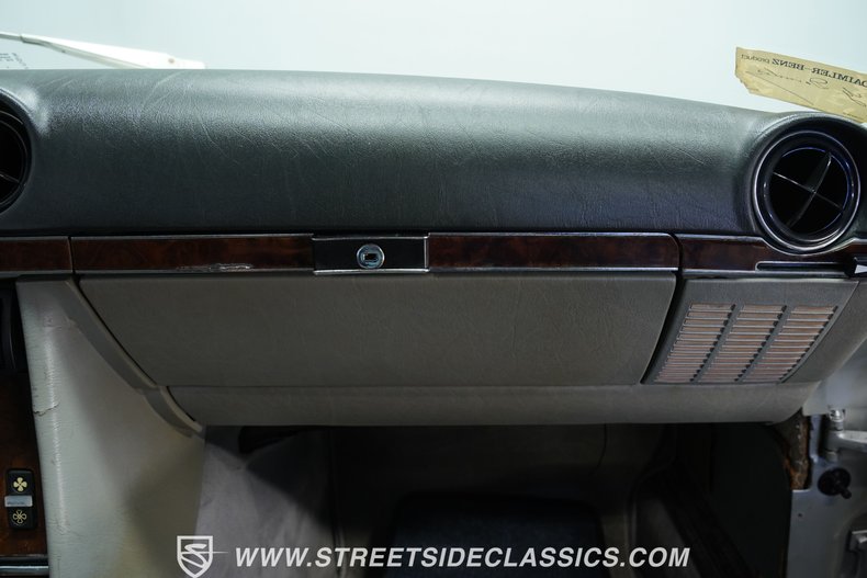 Mercedes-benz-380sl-1984-Astral-Silver-Gray-40