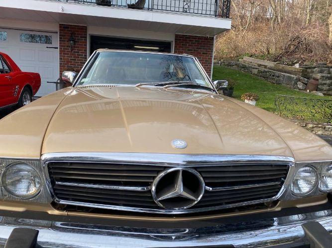 Mercedes-benz-380sl-1984-Gold-Brown-11