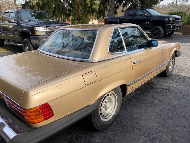Mercedes-benz-380sl-1984-Gold-Brown-3
