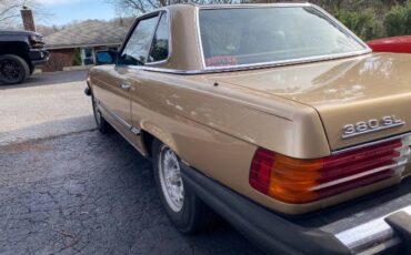 Mercedes-benz-380sl-1984-Gold-Brown-7