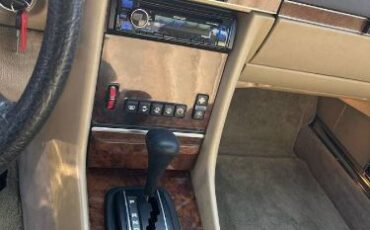 Mercedes-benz-380sl-1985-4