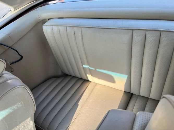Mercedes-benz-380sl-1985-5
