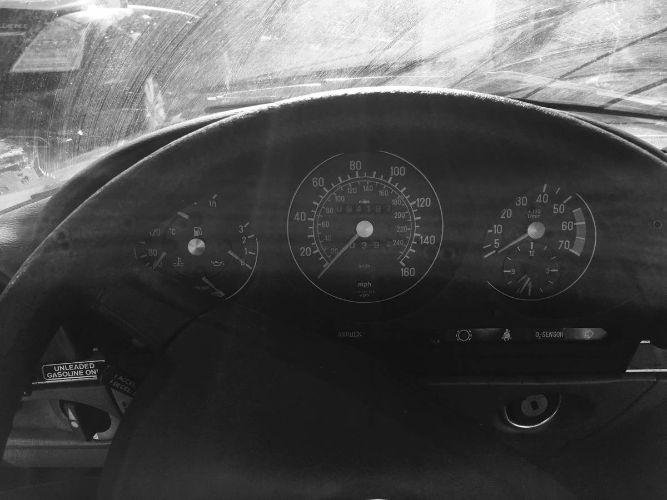 Mercedes-benz-380sl-1985-Black-3