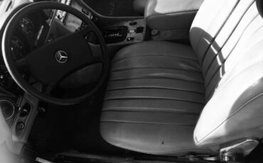 Mercedes-benz-380sl-1985-Black-4