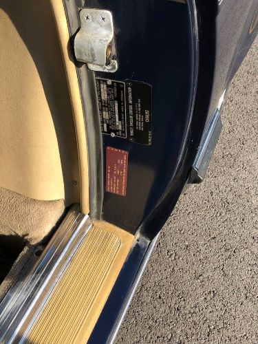 Mercedes-benz-380sl-1985-Dark-Blue-Palomino-21