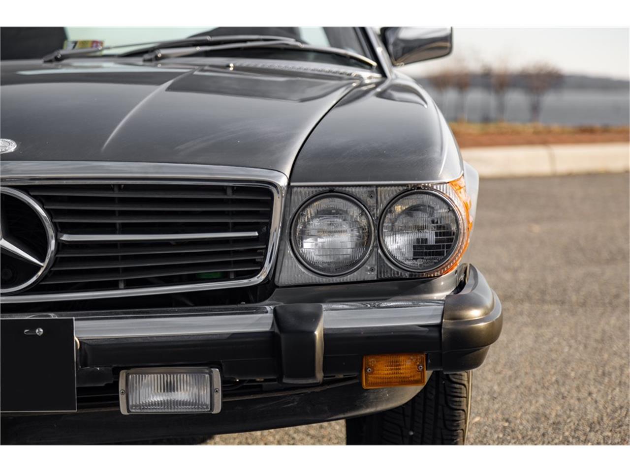 Mercedes-benz-380sl-1985-Gray-Gray-Blue-25
