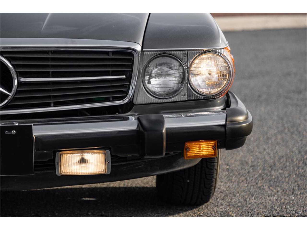 Mercedes-benz-380sl-1985-Gray-Gray-Blue-3