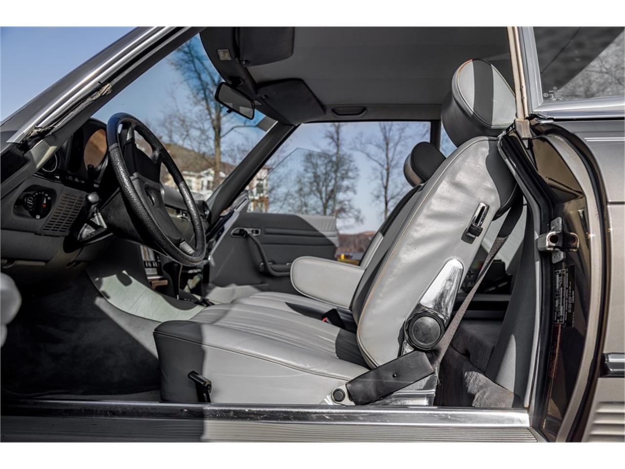 Mercedes-benz-380sl-1985-Gray-Gray-Blue-40