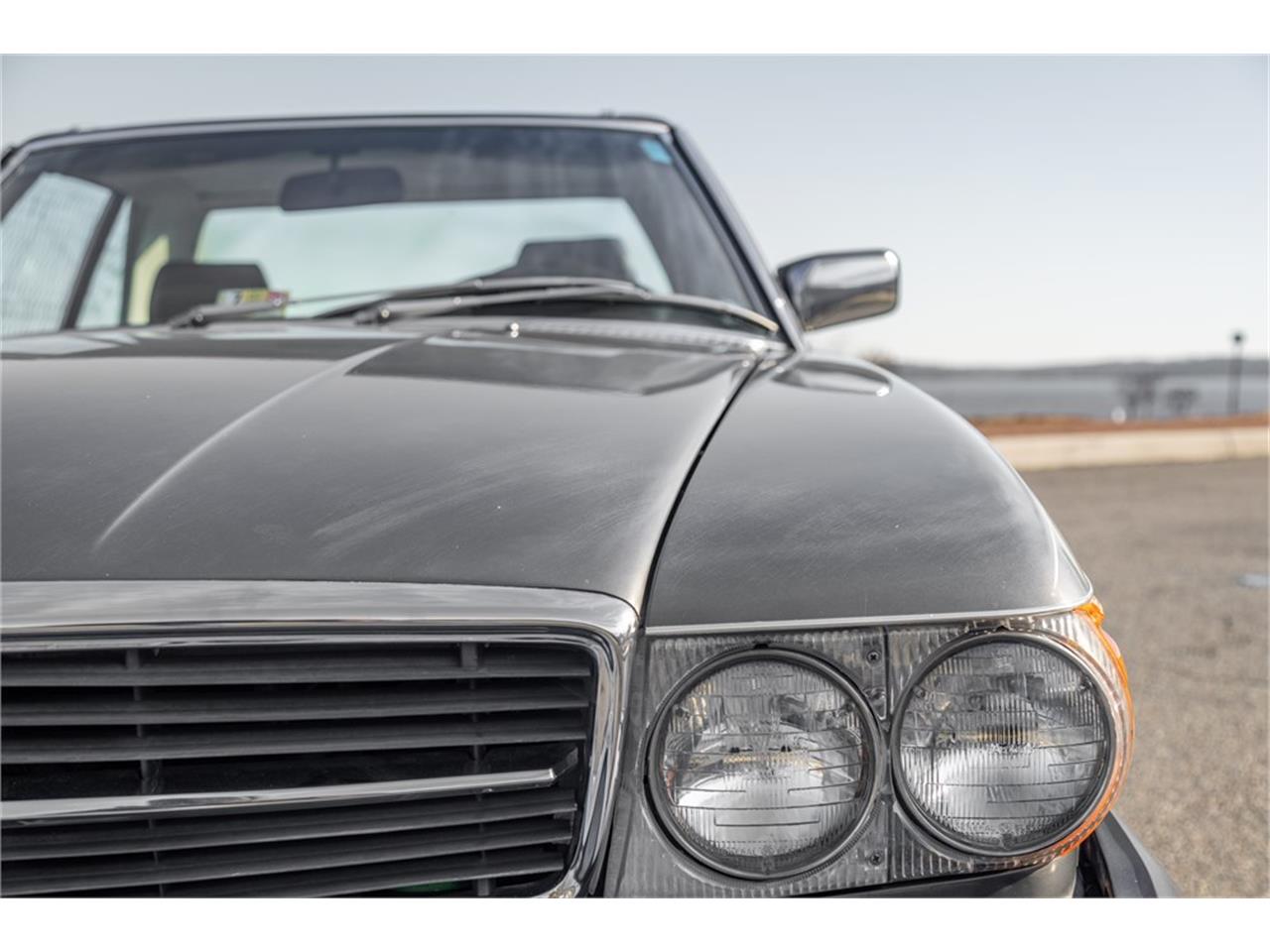 Mercedes-benz-380sl-1985-Gray-Gray-Blue-61