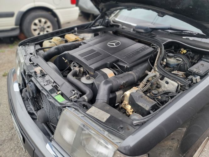 Mercedes-benz-400e-1992-25