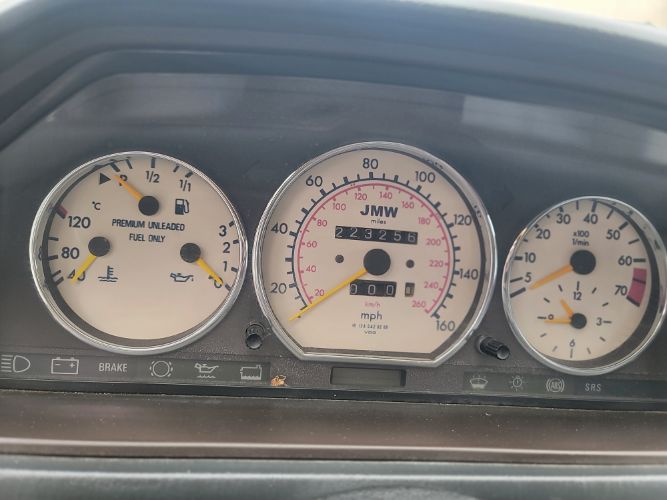 Mercedes-benz-400e-1992-28