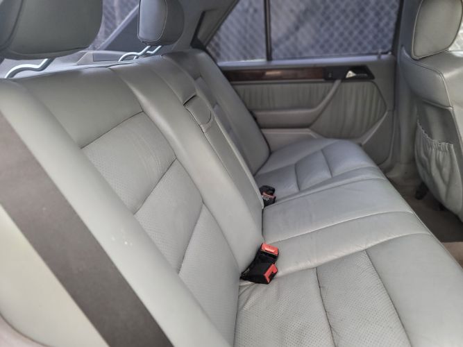 Mercedes-benz-400e-1992-31