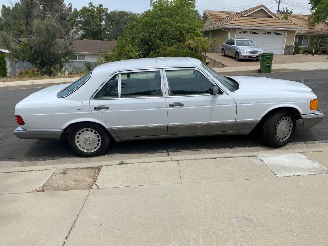 Mercedes-benz-420sel-1986-White-11