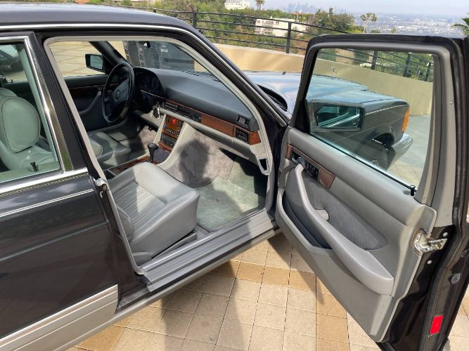 Mercedes-benz-420sel-1987-Charcoal-GraySilver-Leather-1