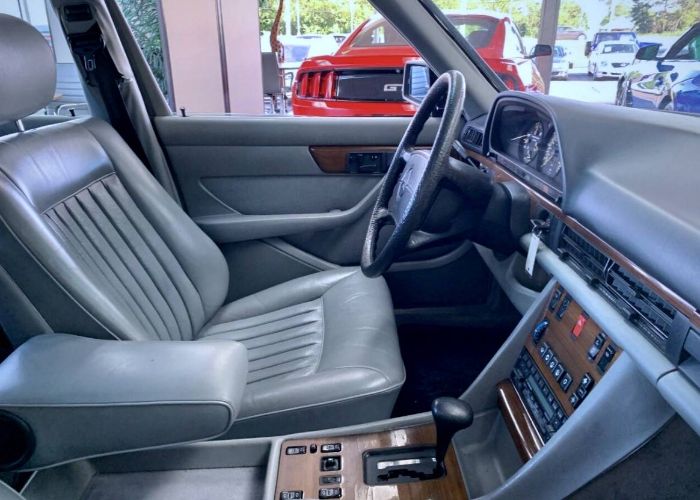 Mercedes-benz-420sel-1988-14