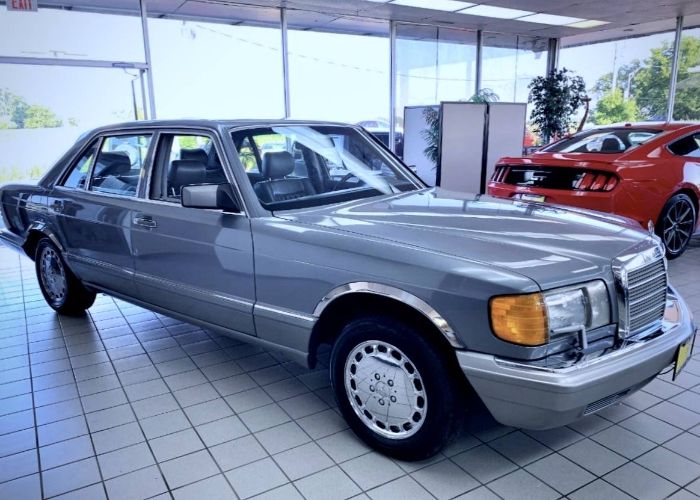 Mercedes-benz-420sel-1988-17