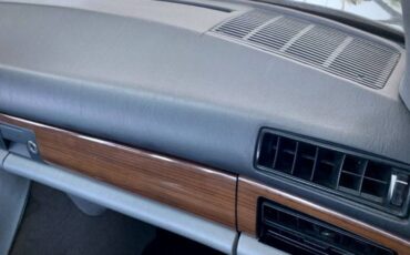 Mercedes-benz-420sel-1988-19