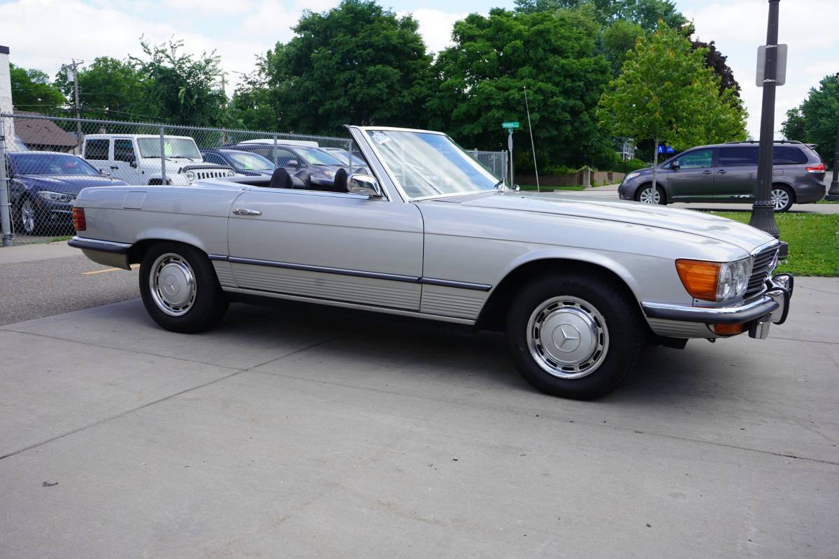 Mercedes-benz-450-sl-1973-silver-1