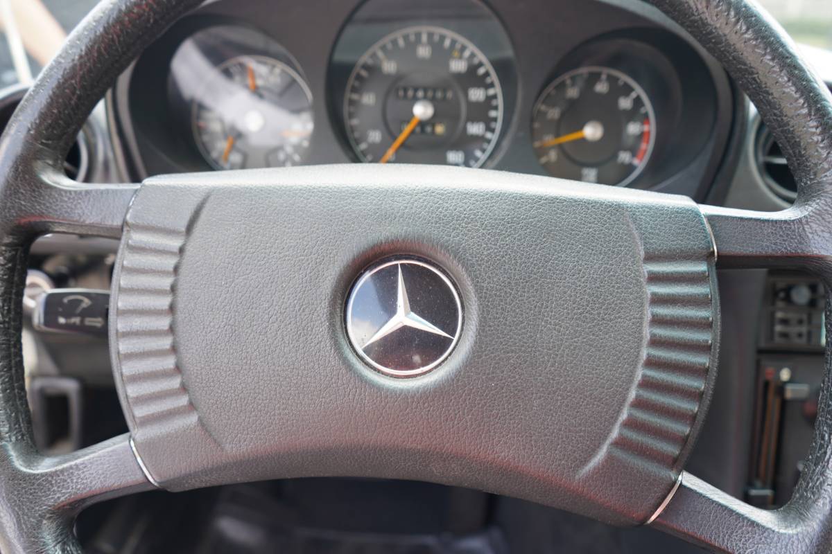 Mercedes-benz-450-sl-1973-silver-15