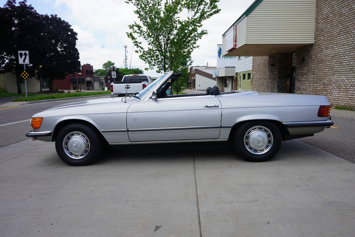 Mercedes-benz-450-sl-1973-silver-2