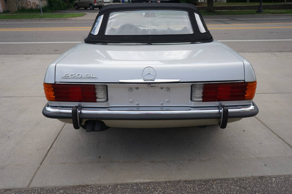 Mercedes-benz-450-sl-1973-silver-21