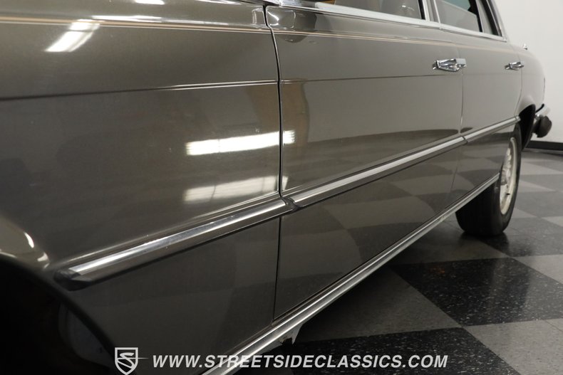 Mercedes-benz-450sel-1979-Dark-Gray-Metallic-Saddle-Tan-29