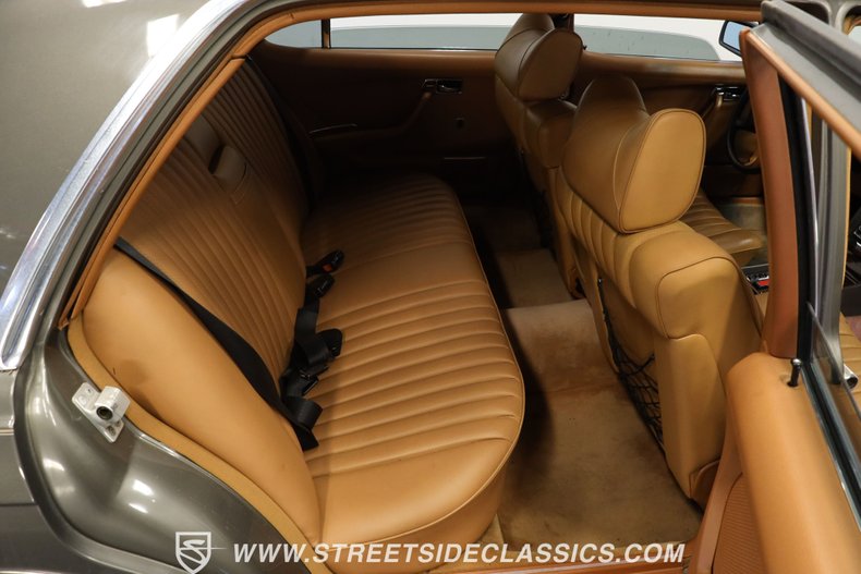 Mercedes-benz-450sel-1979-Dark-Gray-Metallic-Saddle-Tan-40