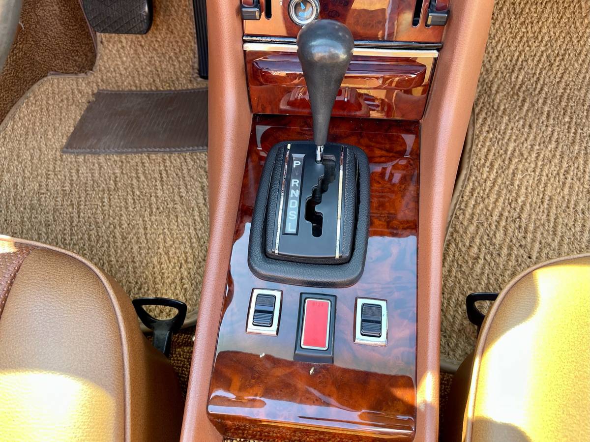 Mercedes-benz-450sl-1974-custom-12