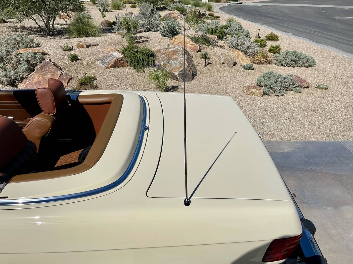 Mercedes-benz-450sl-1974-custom-6