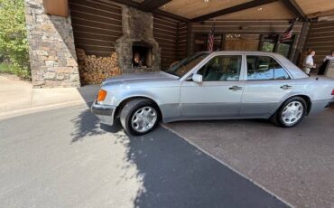 Mercedes-benz-500-500e-1992-silver-16
