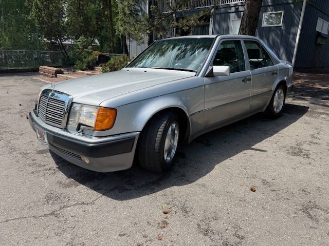 Mercedes-benz-500-500e-1992-silver-2