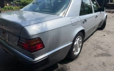 Mercedes-benz-500-500e-1992-silver-3